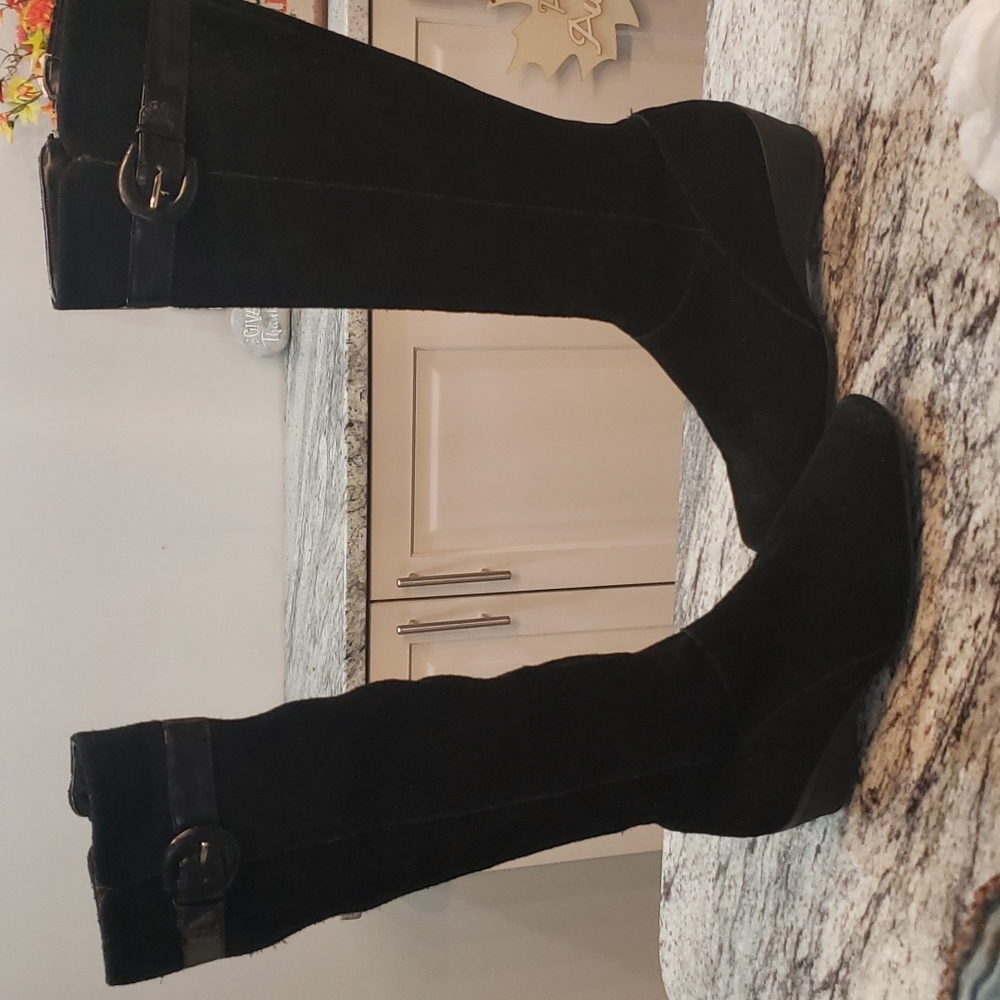 Liz Claiborne Flex High Boot